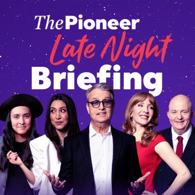 01.10.2026 - The Pioneer live on stage: Late night Briefing