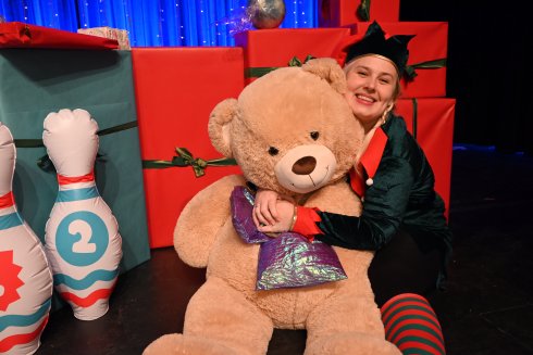 07.12.2025 - Die Weihnachtsschule: Das Familienmusical